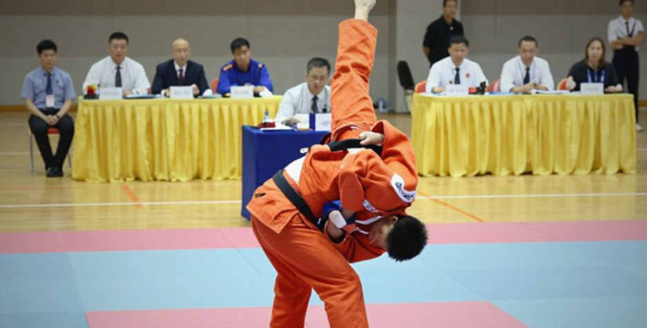 Two Silent Votes in the Quarterfinal: Why Lò Thị Phung Lost at Asiad 20