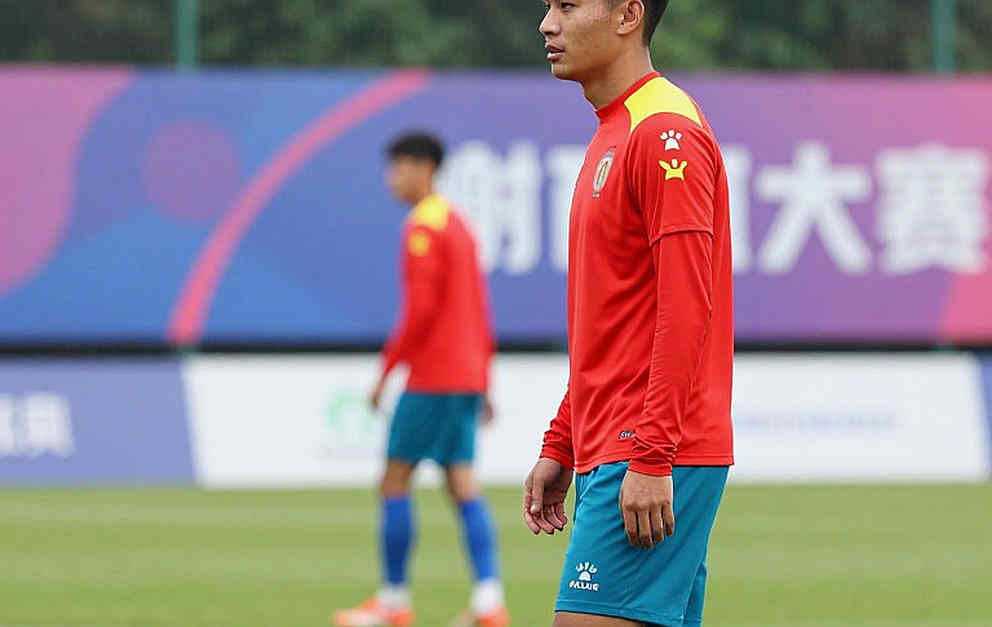 Dorgu, Fernandes and the Carrington Medical Room: How an International Break Comes Home as a Club's Burden Dorgu, Fernandes and the Carrington Medical Room: How an International Break Comes Home as a Club's Burden