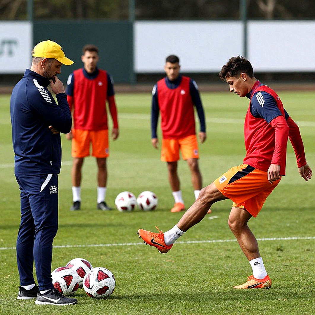 Dorgu, Fernandes and the Carrington Medical Room: How an International Break Comes Home as a Club's Burden Dorgu, Fernandes and the Carrington Medical Room: How an International Break Comes Home as a Club's Burden