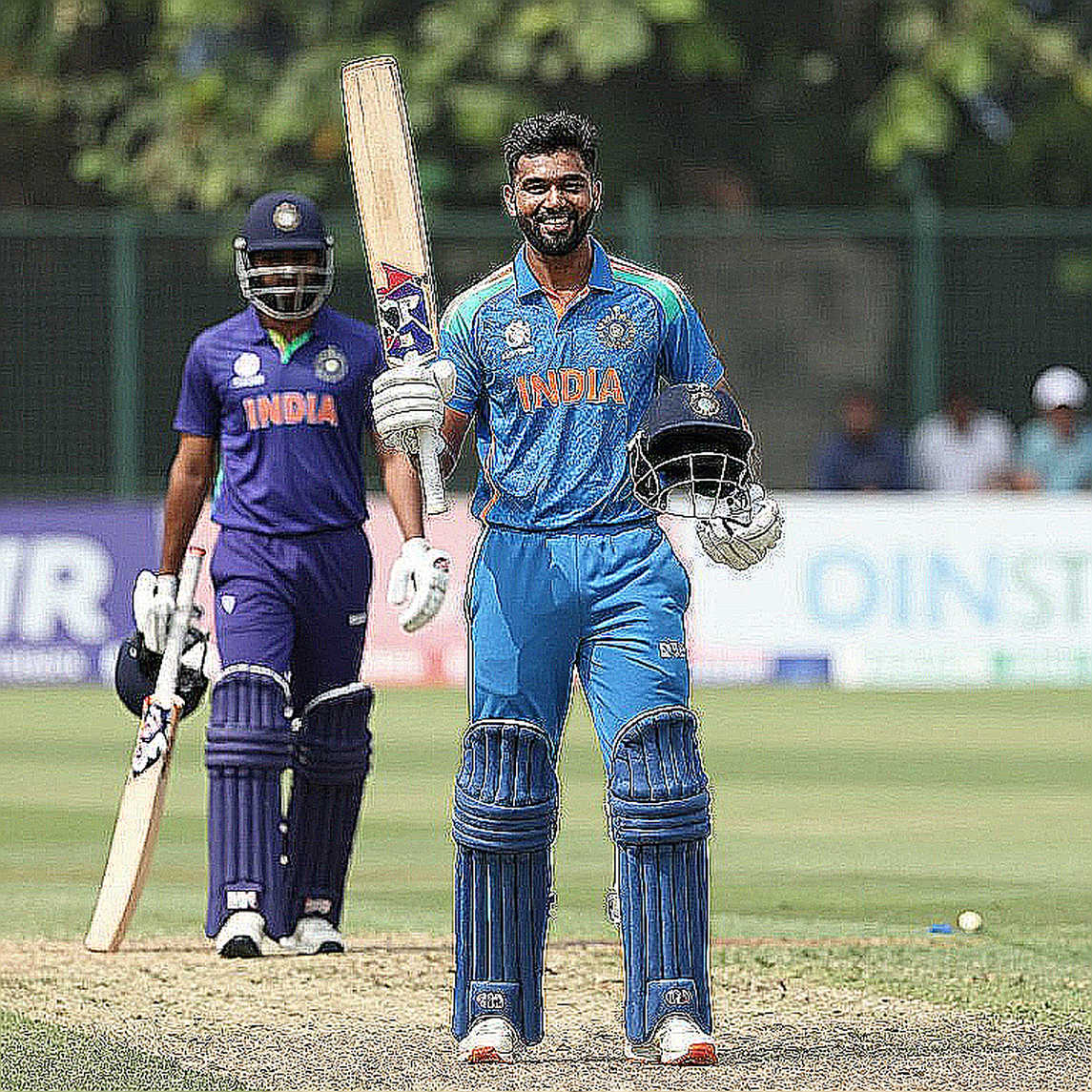খালি চেয়ার, ব্লকচেইন টিকিট আর এশিয়া কাপের দ্বিতীয় স্বাধীনতা: ভারত-বাংলাদেশ ফাইনালের আগে যে সত্য কেউ বলছে না
