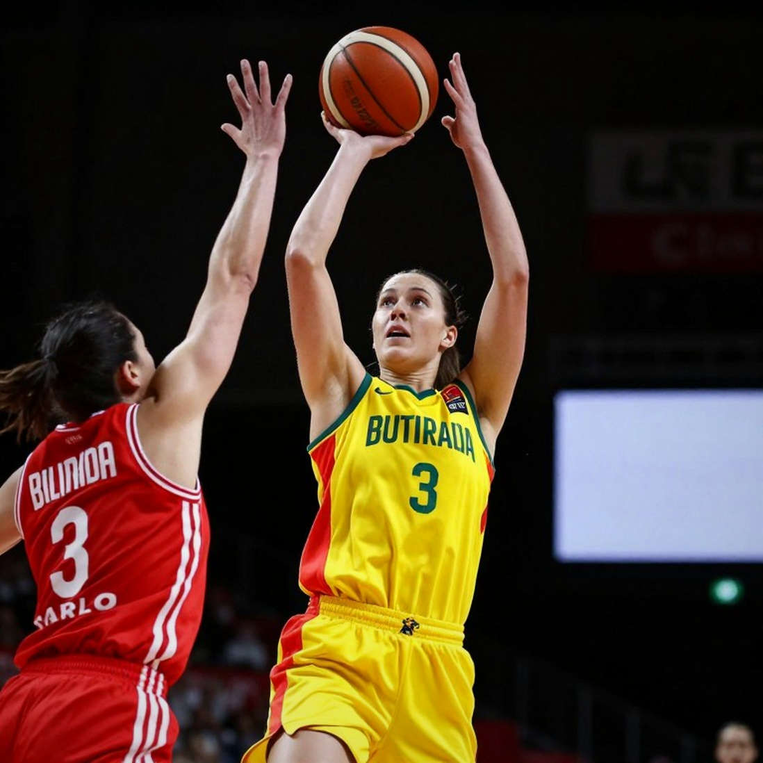 A Thigh, an Empty Left Flank, and the Hands That Hold the Recovery Key: Inside Nico Williams’ Camp Exit A Thigh, an Empty Left Flank, and the Hands That Hold the Recovery Key: Inside Nico Williams’ Camp Exit